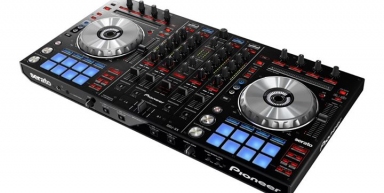 Дорогу Pioneer DDJ-SX – первому контроллеру, созданному для полноценного управления новым ПО: «Serato DJ»!